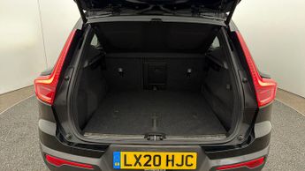 Volvo XC40 T3 R-DESIGN