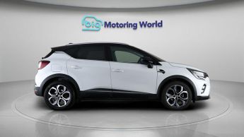 Renault Captur TECHNO E-TECH