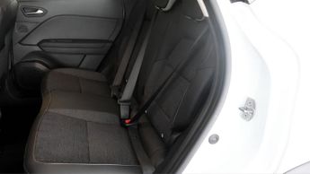 Renault Captur TECHNO E-TECH