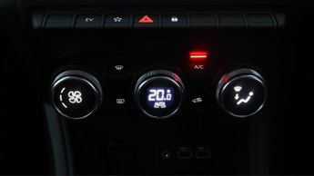 Renault Captur TECHNO E-TECH