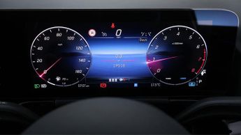 Mercedes-Benz GLA GLA 200 AMG LINE PREMIUM