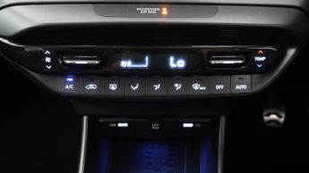 Hyundai BAYON T-GDI PREMIUM