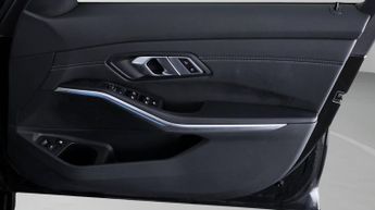 BMW 3 Series 330E SPORT PRO