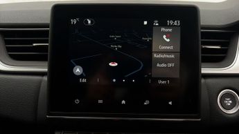 Renault Captur TECHNO E-TECH
