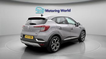 Renault Captur TECHNO E-TECH