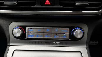 Hyundai KONA PREMIUM