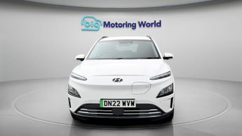 Hyundai KONA PREMIUM