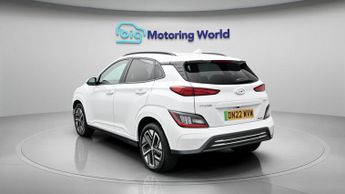 Hyundai KONA PREMIUM