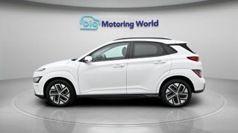 Hyundai KONA PREMIUM