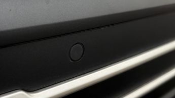 Hyundai KONA PREMIUM