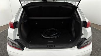 Hyundai KONA PREMIUM