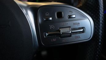 Mercedes-Benz GLA GLA 180 AMG LINE PREMIUM