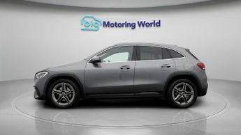 Mercedes-Benz GLA GLA 180 AMG LINE PREMIUM