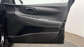 Hyundai BAYON T-GDI SE CONNECT DCT