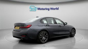 BMW 3 Series 330E XDRIVE SPORT PRO