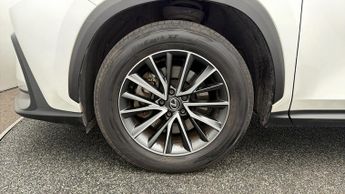 Lexus NX 450H PREMIUM
