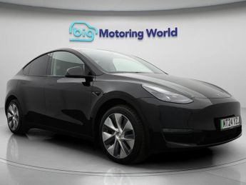 Tesla Model Y LONG RANGE AWD
