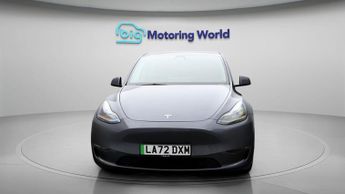 Tesla Model Y PERFORMANCE AWD