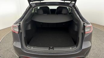 Tesla Model Y PERFORMANCE AWD