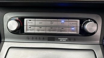 Hyundai KONA PREMIUM