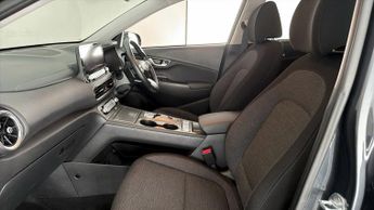 Hyundai KONA PREMIUM