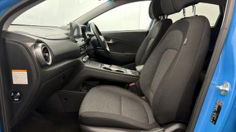 Hyundai KONA PREMIUM