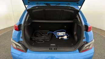 Hyundai KONA PREMIUM