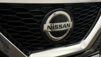 Nissan Qashqai DIG-T ACENTA PREMIUM DCT