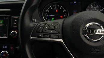 Nissan Qashqai DIG-T ACENTA PREMIUM DCT