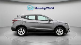 Nissan Qashqai DIG-T ACENTA PREMIUM DCT