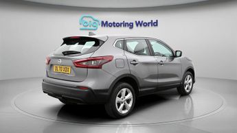 Nissan Qashqai DIG-T ACENTA PREMIUM DCT