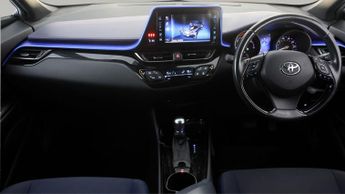 Toyota C-HR DYNAMIC