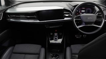 Audi Q4 e-tron S LINE