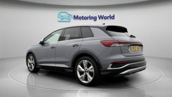 Audi Q4 e-tron S LINE