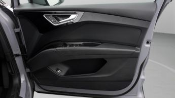 Audi Q4 e-tron S LINE