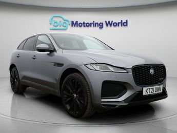 Jaguar F-Pace R-DYNAMIC HSE