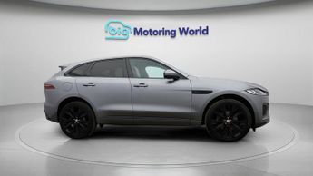 Jaguar F-PACE R-DYNAMIC HSE