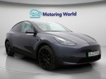 Tesla Model Y LONG RANGE AWD