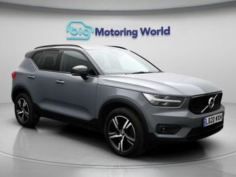 Volvo XC40 B4 R-DESIGN