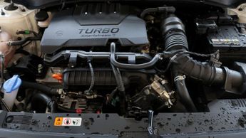 Hyundai BAYON T-GDI PREMIUM DCT