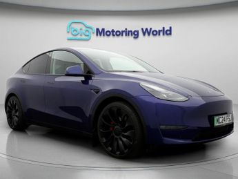 Tesla Model Y PERFORMANCE AWD