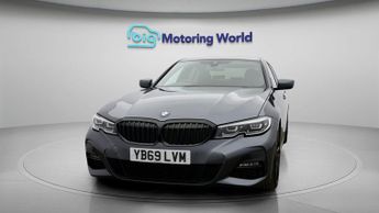 BMW 3 Series 320I M SPORT