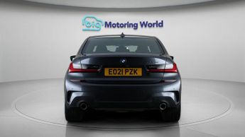 BMW 3 Series 330E M SPORT