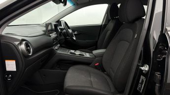 Hyundai KONA PREMIUM