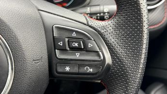 MG MG ZS EXCLUSIVE T-GDI