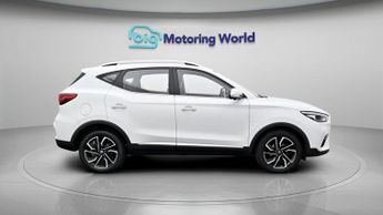 MG MG ZS EXCLUSIVE T-GDI