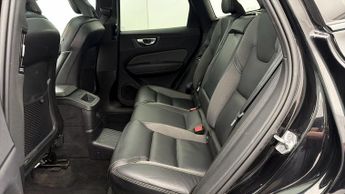 Volvo XC60 RECHARGE T6 R-DESIGN AWD