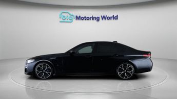 BMW 5 Series 520D M SPORT