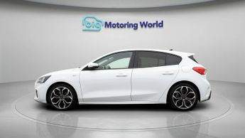 Ford Focus ST-LINE X
