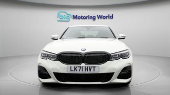 BMW 3 Series 320I M SPORT